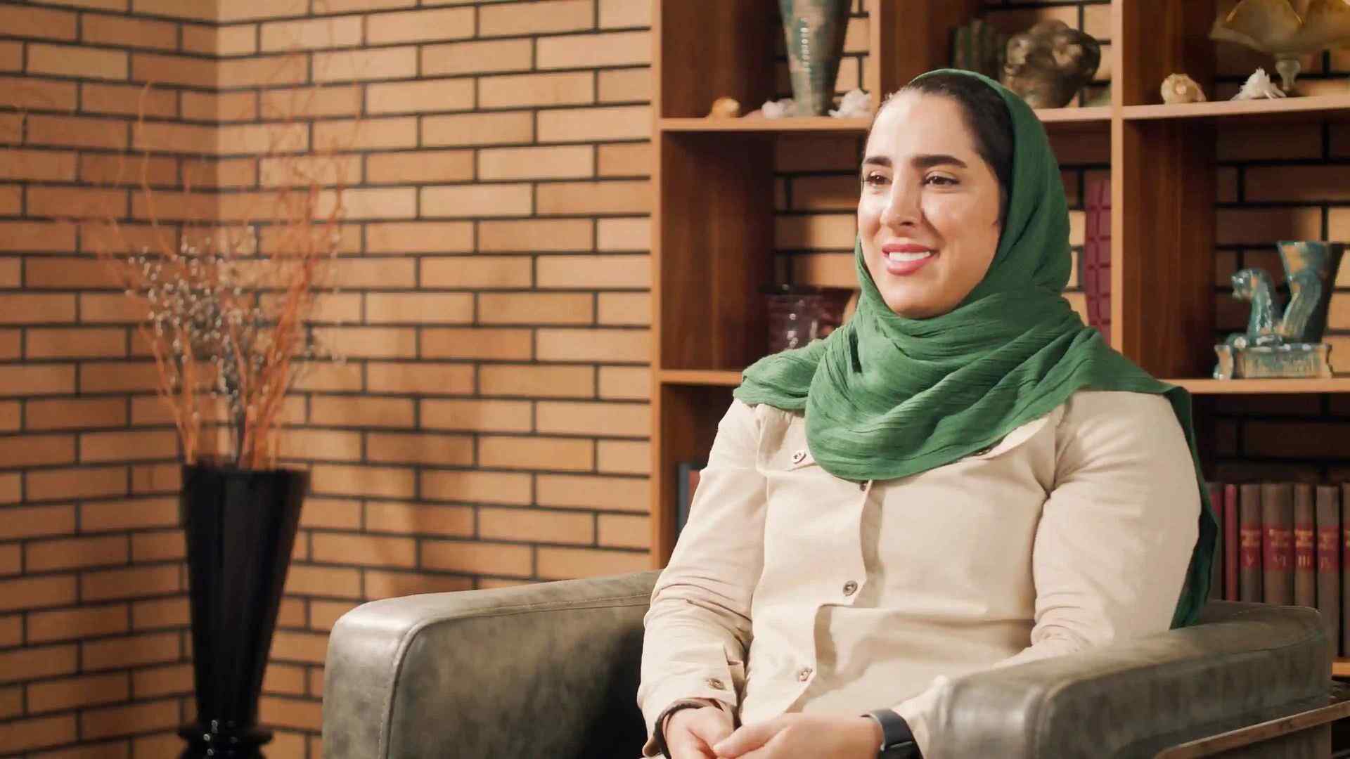 تجربه زن بودن با الهام حسینی